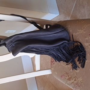 Kenneth Cole NY Boho Navy Leather   Sling  Hobo Knapsak Bag. EUC condition.